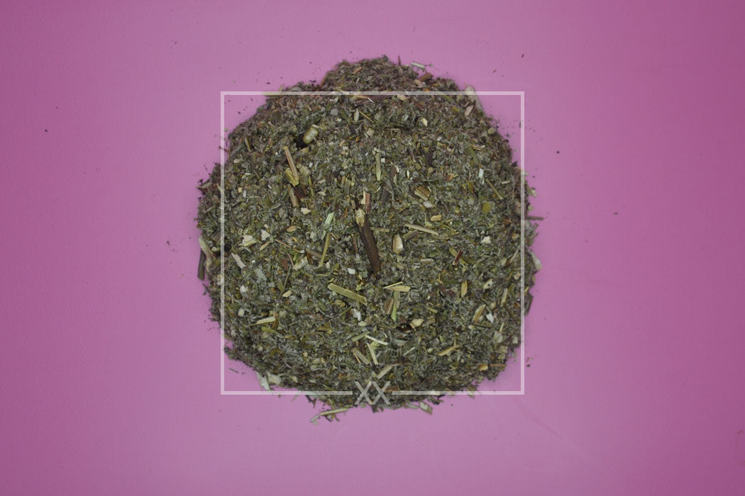 Artemisia vulgaris Beifuß zerkleinert